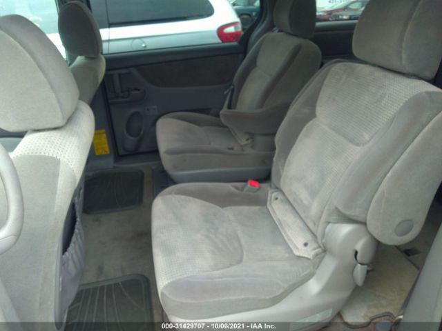 Photo 7 VIN: 5TDKK4CC7AS290414 - TOYOTA SIENNA 