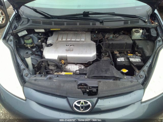 Photo 9 VIN: 5TDKK4CC7AS290414 - TOYOTA SIENNA 