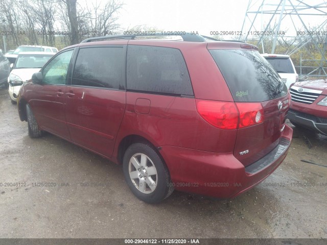 Photo 2 VIN: 5TDKK4CC7AS293653 - TOYOTA SIENNA 