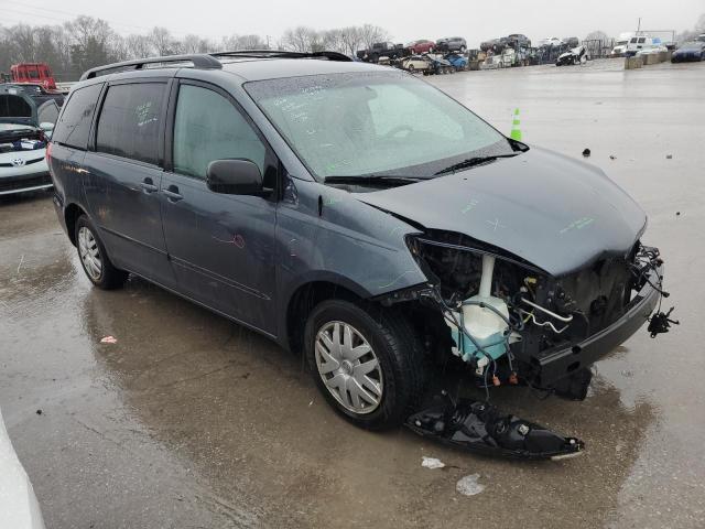 Photo 3 VIN: 5TDKK4CC7AS312377 - TOYOTA SIENNA CE 