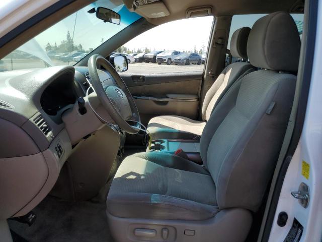 Photo 6 VIN: 5TDKK4CC7AS312833 - TOYOTA SIENNA CE 