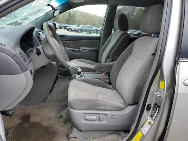 Photo 6 VIN: 5TDKK4CC7AS314100 - TOYOTA SIENNA CE 