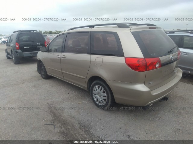 Photo 2 VIN: 5TDKK4CC7AS323623 - TOYOTA SIENNA 