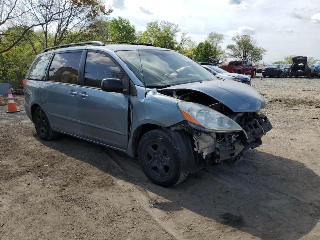 Photo 3 VIN: 5TDKK4CC8AS294911 - TOYOTA SIENNA CE 