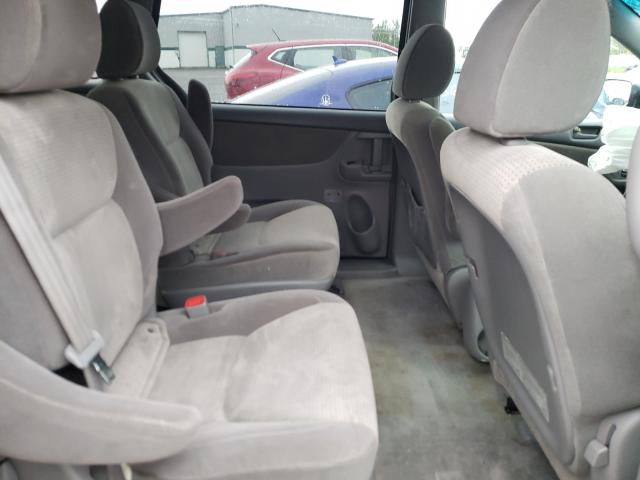 Photo 5 VIN: 5TDKK4CC8AS302876 - TOYOTA SIENNA CE 