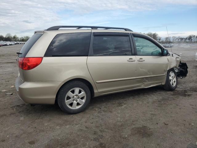 Photo 2 VIN: 5TDKK4CC8AS303185 - TOYOTA SIENNA CE 