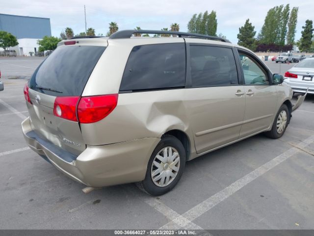 Photo 3 VIN: 5TDKK4CC8AS305115 - TOYOTA SIENNA 