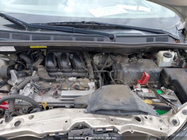 Photo 9 VIN: 5TDKK4CC8AS305115 - TOYOTA SIENNA 