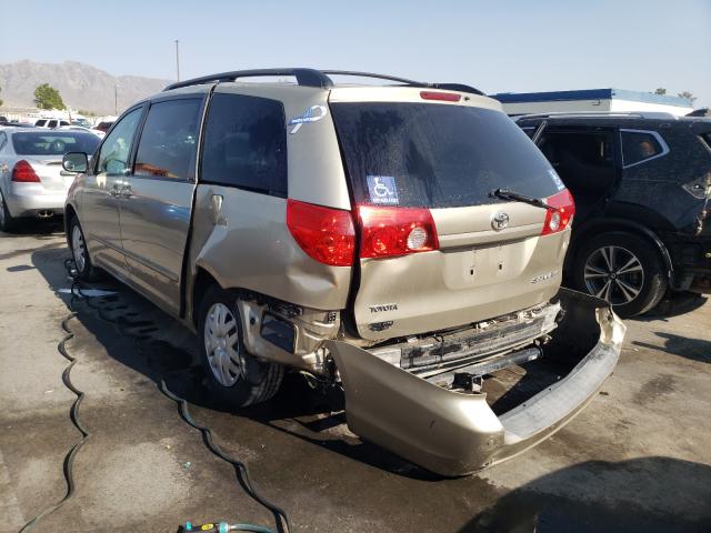 Photo 2 VIN: 5TDKK4CC8AS309147 - TOYOTA SIENNA CE 