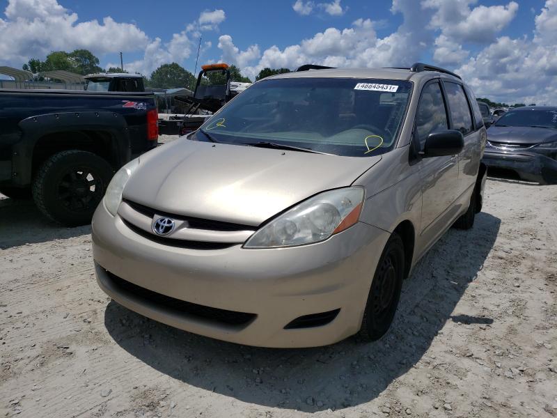 Photo 1 VIN: 5TDKK4CC8AS310511 - TOYOTA SIENNA CE 