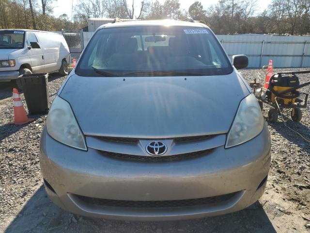 Photo 4 VIN: 5TDKK4CC8AS312971 - TOYOTA SIENNA CE 