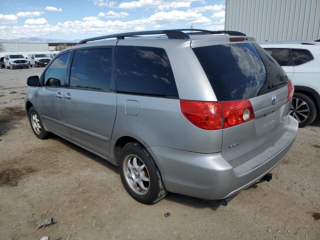 Photo 1 VIN: 5TDKK4CC8AS319449 - TOYOTA SIENNA CE 