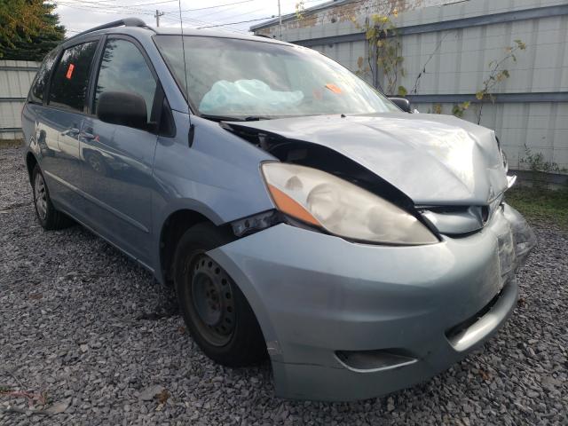 Photo 0 VIN: 5TDKK4CC8AS319547 - TOYOTA SIENNA CE 