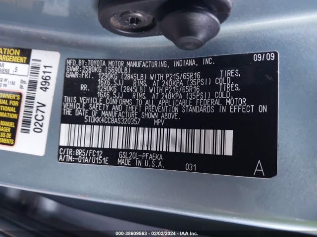 Photo 8 VIN: 5TDKK4CC8AS320357 - TOYOTA SIENNA 