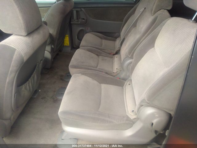 Photo 7 VIN: 5TDKK4CC8AS322626 - TOYOTA SIENNA 