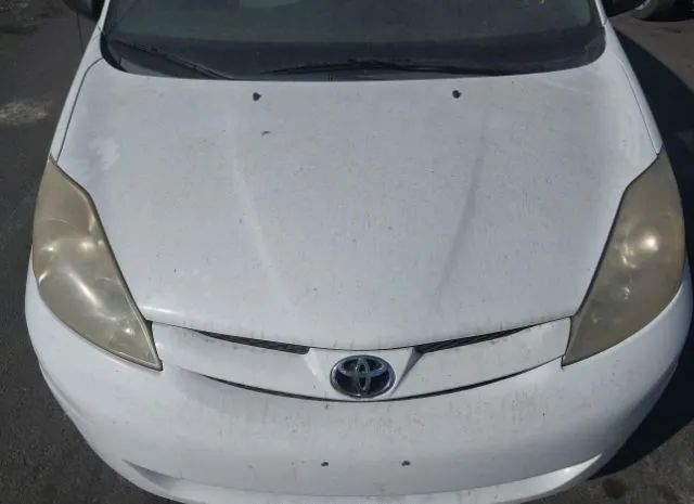 Photo 5 VIN: 5TDKK4CC8AS325770 - TOYOTA SIENNA 