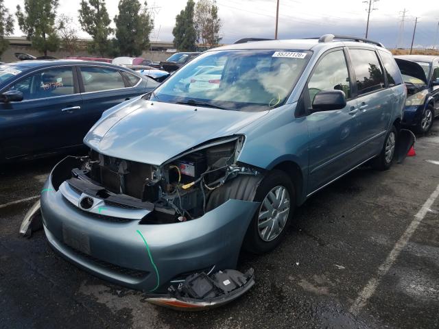 Photo 1 VIN: 5TDKK4CC8AS326448 - TOYOTA SIENNA CE 