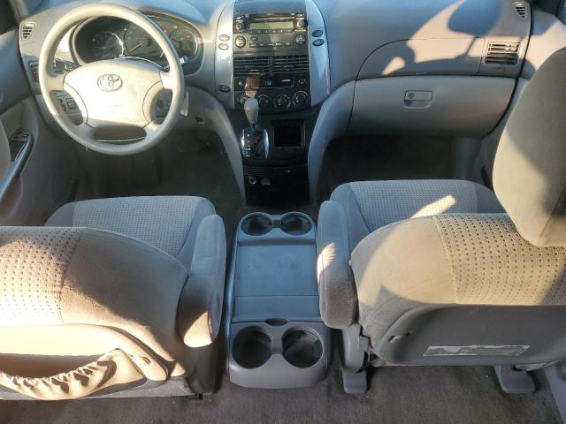 Photo 7 VIN: 5TDKK4CC8AS331908 - TOYOTA SIENNA CE 