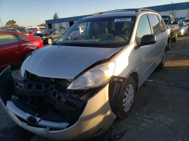 Photo 1 VIN: 5TDKK4CC8AS336557 - TOYOTA SIENNA CE 