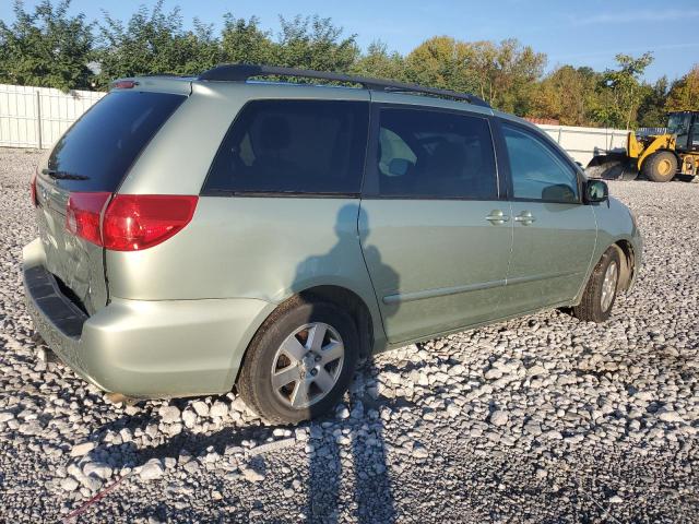 Photo 2 VIN: 5TDKK4CC9AS300117 - TOYOTA SIENNA CE 