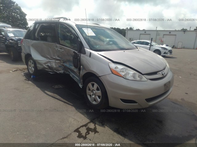 Photo 0 VIN: 5TDKK4CC9AS301218 - TOYOTA SIENNA 