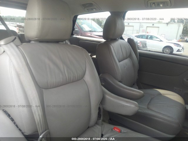 Photo 7 VIN: 5TDKK4CC9AS301218 - TOYOTA SIENNA 