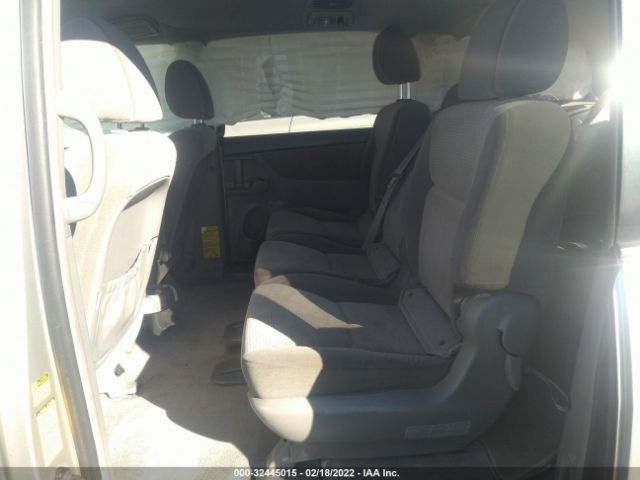 Photo 7 VIN: 5TDKK4CC9AS309593 - TOYOTA SIENNA 