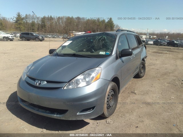 Photo 1 VIN: 5TDKK4CC9AS326474 - TOYOTA SIENNA 