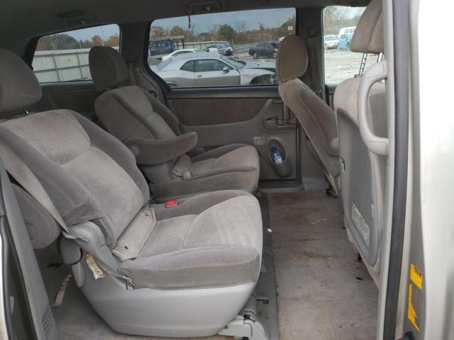 Photo 5 VIN: 5TDKK4CC9AS333604 - TOYOTA SIENNA CE 