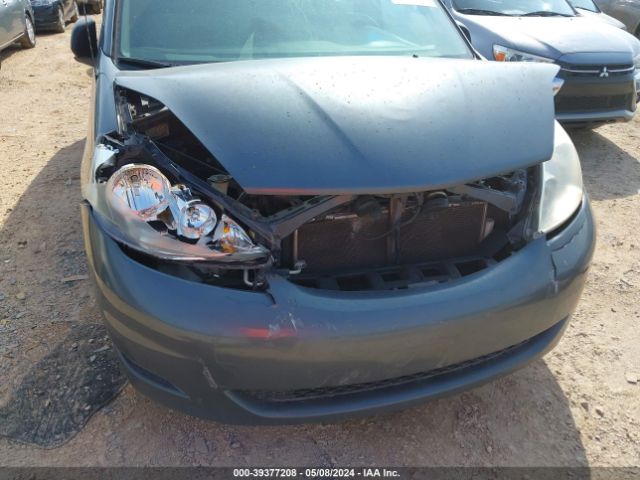 Photo 5 VIN: 5TDKK4CC9AS339273 - TOYOTA SIENNA 