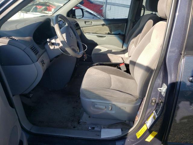 Photo 6 VIN: 5TDKK4CCXAS297535 - TOYOTA SIENNA CE 