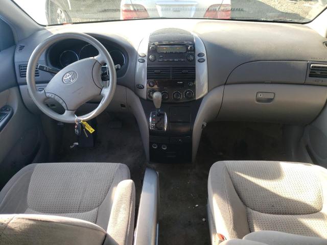 Photo 7 VIN: 5TDKK4CCXAS297535 - TOYOTA SIENNA CE 