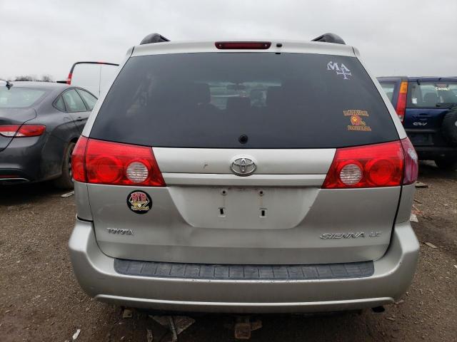 Photo 5 VIN: 5TDKK4CCXAS298345 - TOYOTA SIENNA CE 