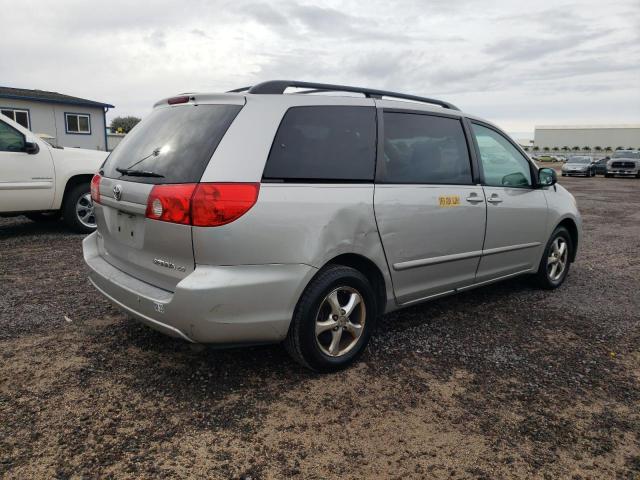 Photo 2 VIN: 5TDKK4CCXAS310929 - TOYOTA SIENNA CE 