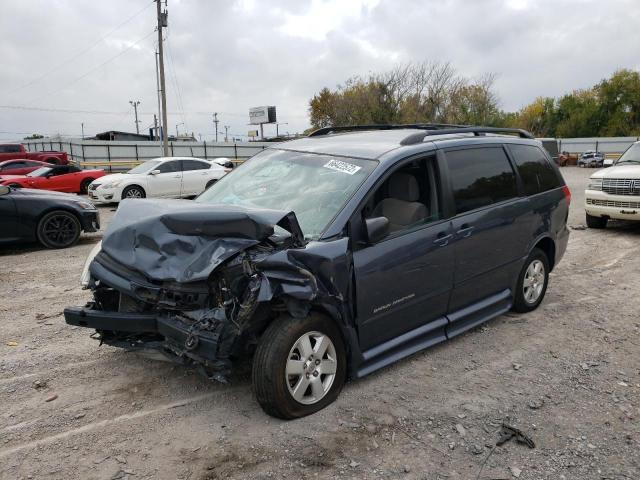 Photo 1 VIN: 5TDKK4CCXAS312387 - TOYOTA SIENNA CE 