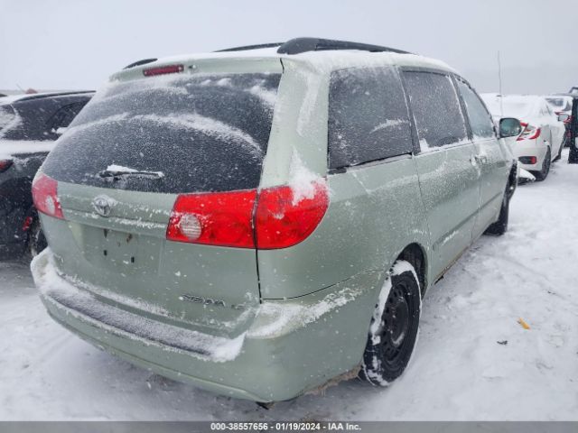 Photo 3 VIN: 5TDKK4CCXAS322272 - TOYOTA SIENNA 