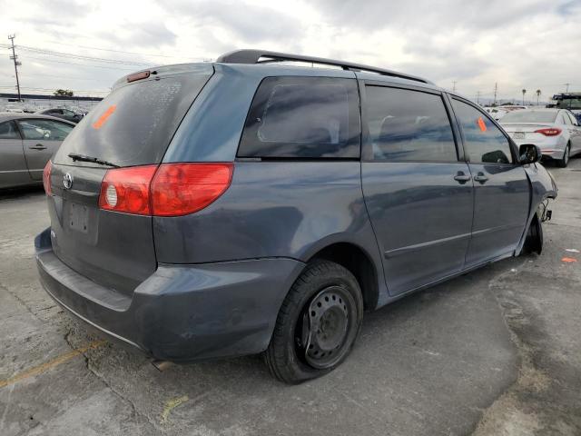 Photo 3 VIN: 5TDKK4CCXAS323776 - TOYOTA SIENNA 