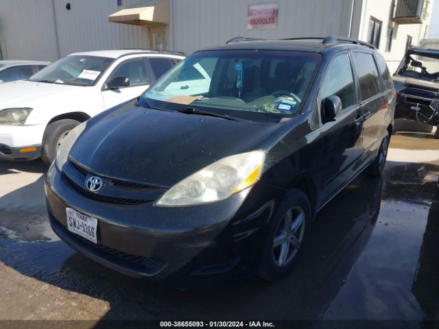 Photo 1 VIN: 5TDKK4CCXAS331697 - TOYOTA SIENNA 