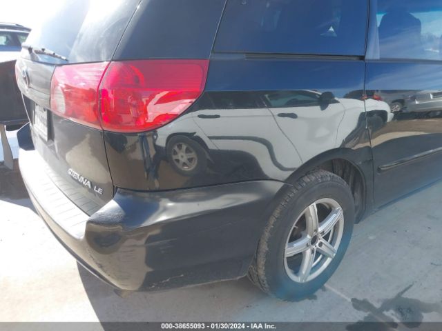 Photo 5 VIN: 5TDKK4CCXAS331697 - TOYOTA SIENNA 