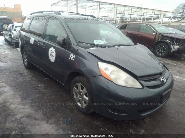 Photo 0 VIN: 5TDKK4CCXAS336379 - TOYOTA SIENNA 