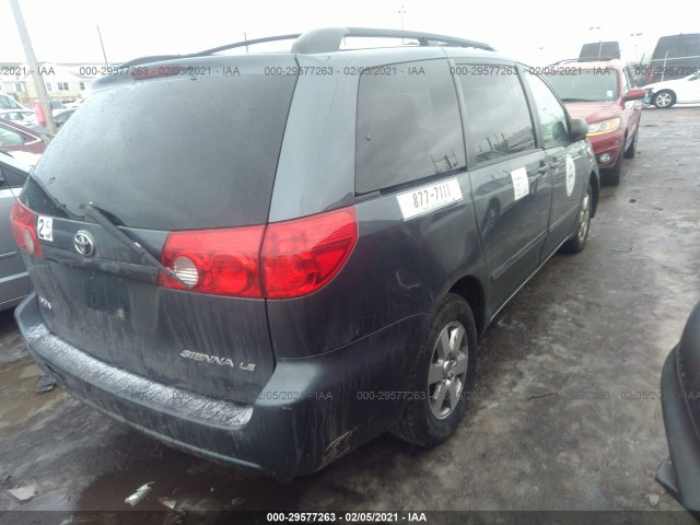 Photo 3 VIN: 5TDKK4CCXAS336379 - TOYOTA SIENNA 