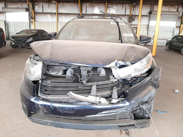 Photo 8 VIN: 5TDKKRFH0ES024999 - TOYOTA HIGHLANDER 