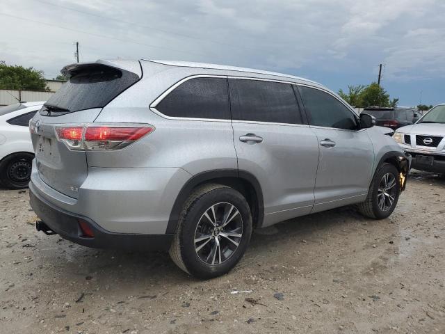 Photo 2 VIN: 5TDKKRFH0GS159015 - TOYOTA HIGHLANDER 