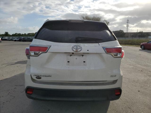 Photo 5 VIN: 5TDKKRFH1ES024056 - TOYOTA HIGHLANDER 