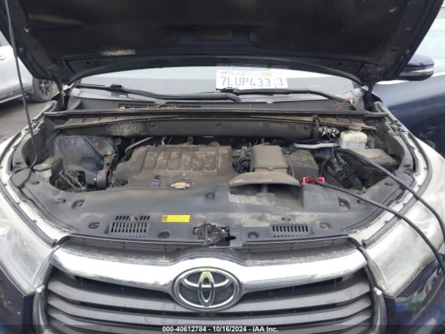 Photo 9 VIN: 5TDKKRFH1FS091452 - TOYOTA HIGHLANDER 