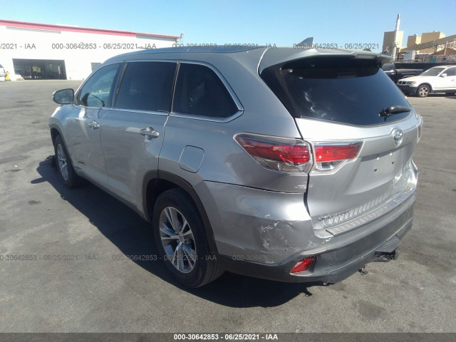 Photo 2 VIN: 5TDKKRFH1FS120058 - TOYOTA HIGHLANDER 