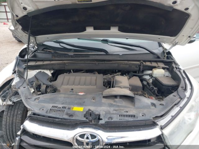 Photo 9 VIN: 5TDKKRFH2FS112485 - TOYOTA HIGHLANDER 