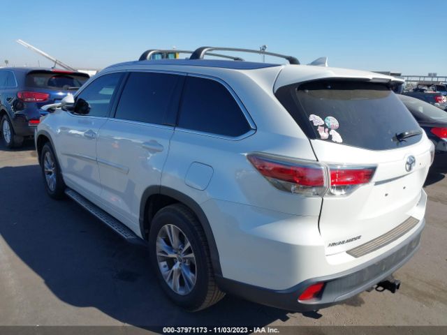 Photo 2 VIN: 5TDKKRFH3FS114634 - TOYOTA HIGHLANDER 