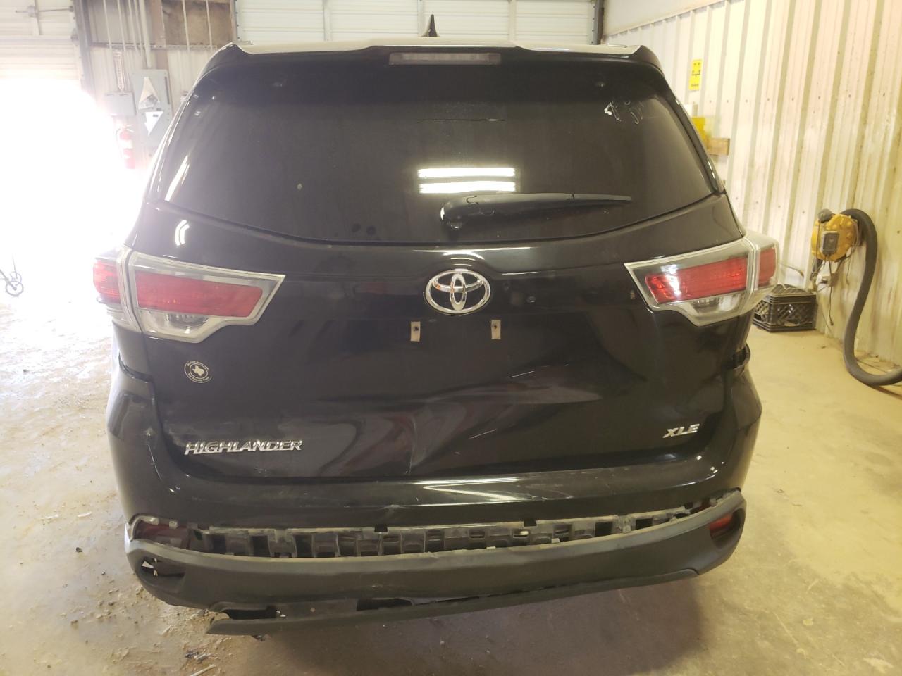 Photo 5 VIN: 5TDKKRFH4GS500920 - TOYOTA HIGHLANDER 