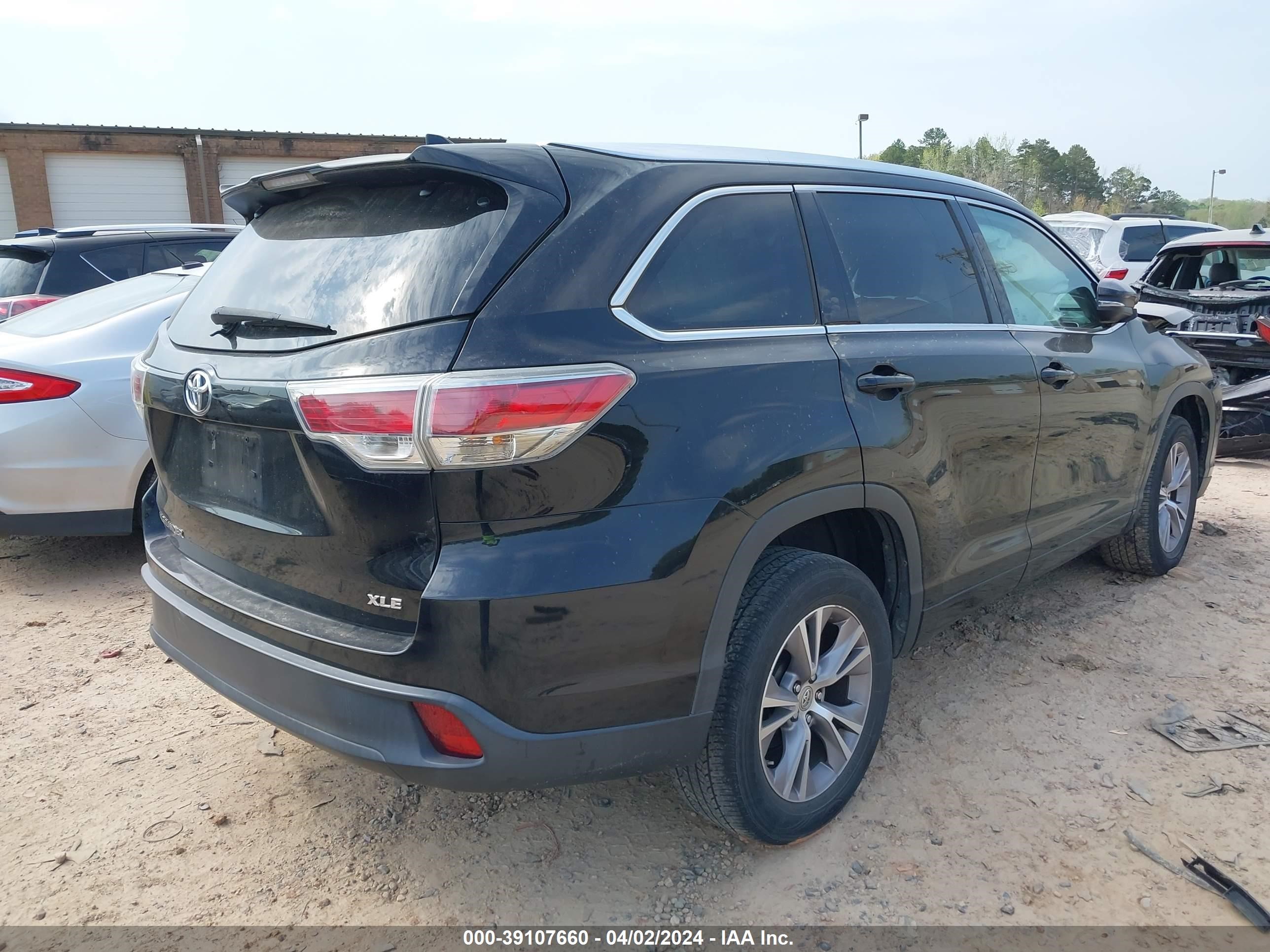 Photo 3 VIN: 5TDKKRFH5ES032502 - TOYOTA HIGHLANDER 